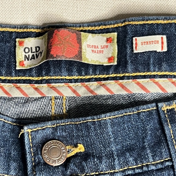 Old Navy Denim Capri Stretch Jeans Like New Women’s Size 14 - Picture 3 of 7